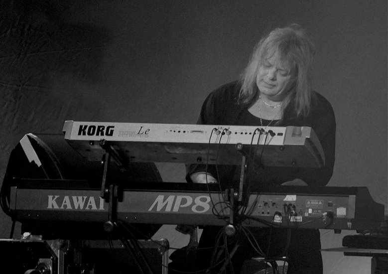 Magnum Live at the Wulfrun 8th May 2008